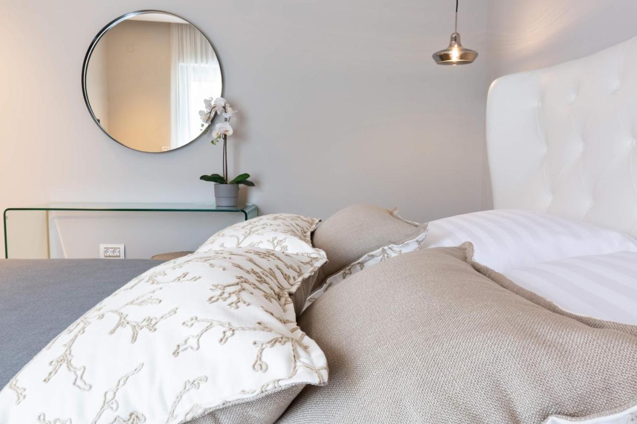 Shell Luxury Residences With Pool And Whirlpool Apartament