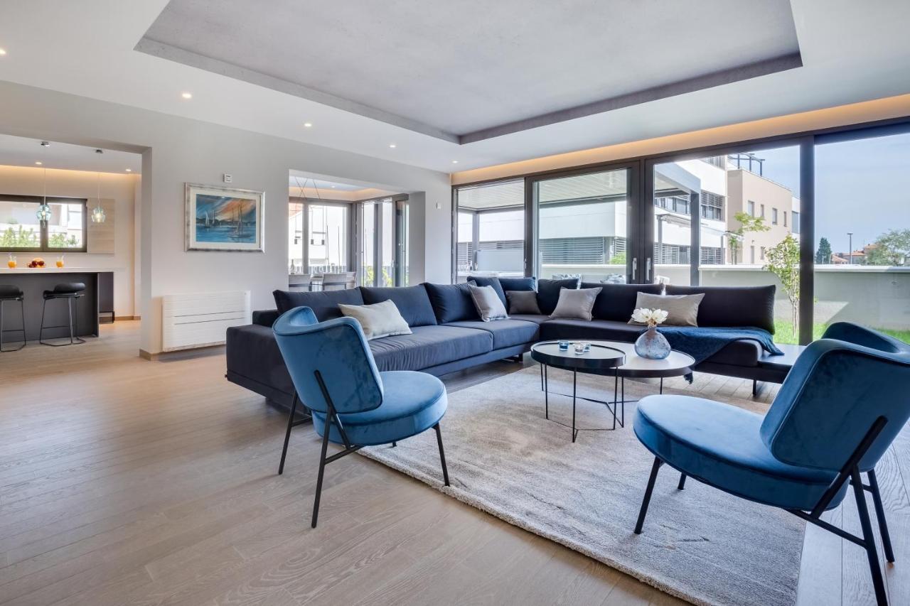 Apartma Shell Luxury Residences With Pool And Whirlpool Zadar