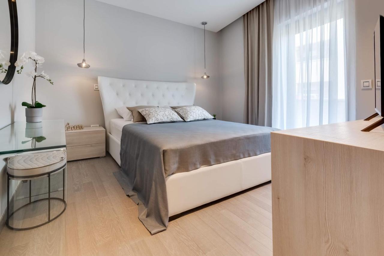 Shell Luxury Residences With Pool And Whirlpool Apartment Zadar